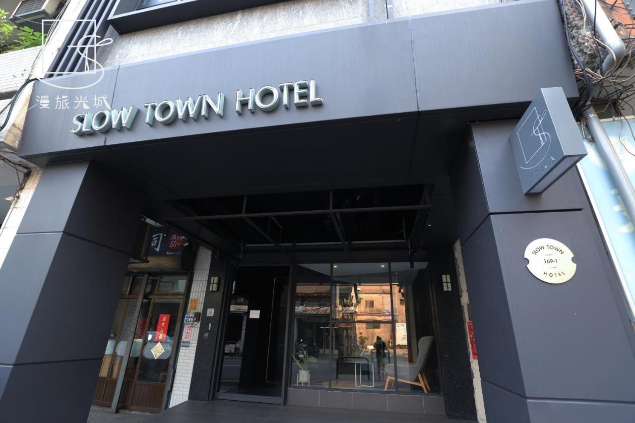 Slow Town Hotel-Glowing Taichung Esterno foto