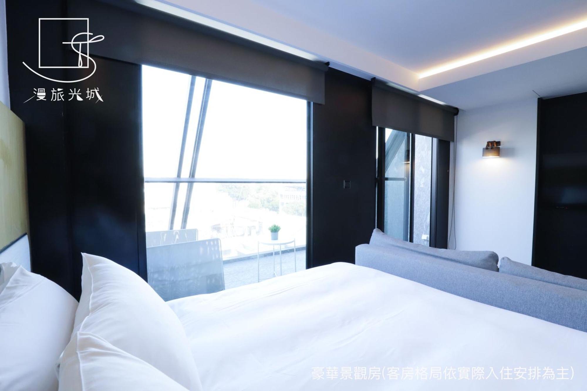 Slow Town Hotel-Glowing Taichung Camera foto