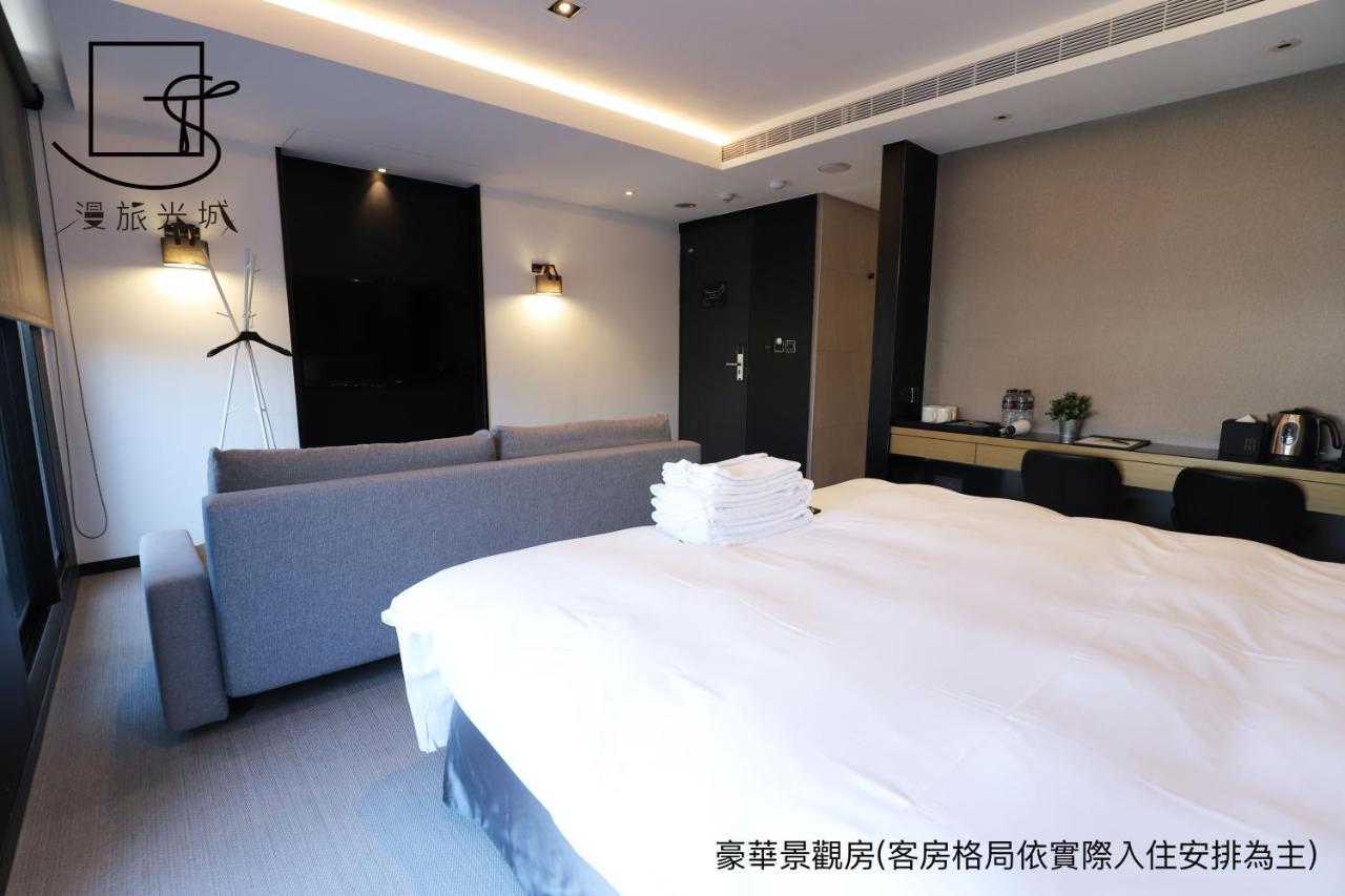 Slow Town Hotel-Glowing Taichung Esterno foto